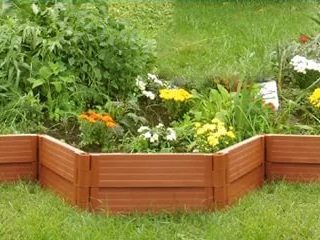 Do-it-yourself beds made of plastic panels