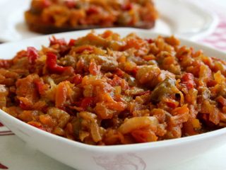 Zucchini and eggplant caviar