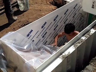 قبو تيتان: استعراض
