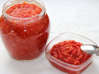 Adjika recept bez chrenu