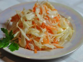 Repollo bomba (marinado rápidamente)