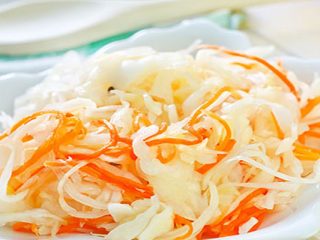 Instantná nakladaná kapusta: recept bez octu