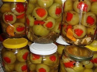 Rosii verzi cu varza pentru iarna - retete
