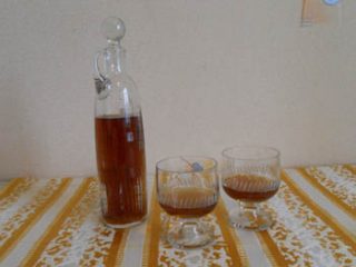 Cómo hacer coñac con chacha.