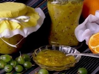مربى عنب الثعلب لفصل الشتاء