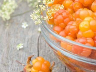 Soaked cloudberries