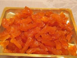 اليقطين المجفف الحلو في الفرن