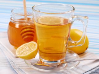 Water with honey and lemon on an empty stomach: benefits and harms