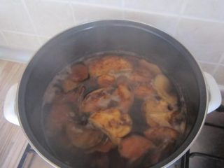 ¿Cuánto tiempo se cocinan las níscalos de leche de azafrán hasta que estén tiernos?