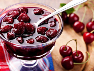 Mermelada de cerezas deshuesadas: recetas para el invierno, cómo hacerlas con bayas frescas y congeladas