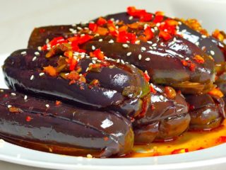 Aubergines met basilicum voor de winter: de lekkerste marineerrecepten