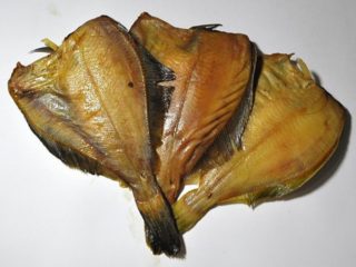 Platesa údená za studena a za tepla doma