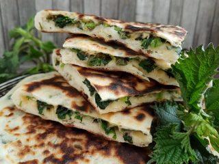 Tortas de ortiga: deliciosas recetas paso a paso con fotos.