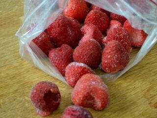 Cómo congelar adecuadamente las fresas en casa durante el invierno.