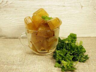 Parsley ice for the face: how to make, recipes, benefits, reviews