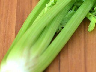 Celery and parsley: differences